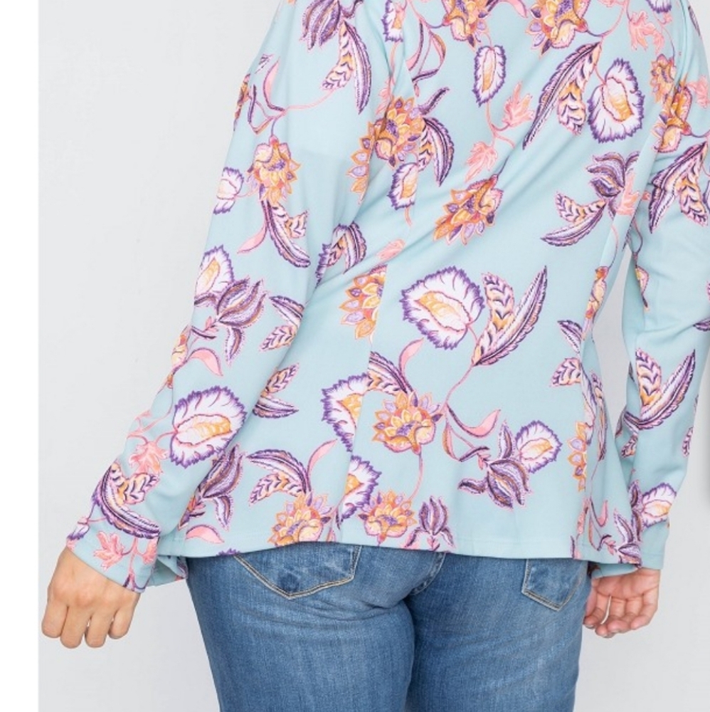 LAST 1! PLUS Blue Floral Print Blazer - Picture 5 of 10